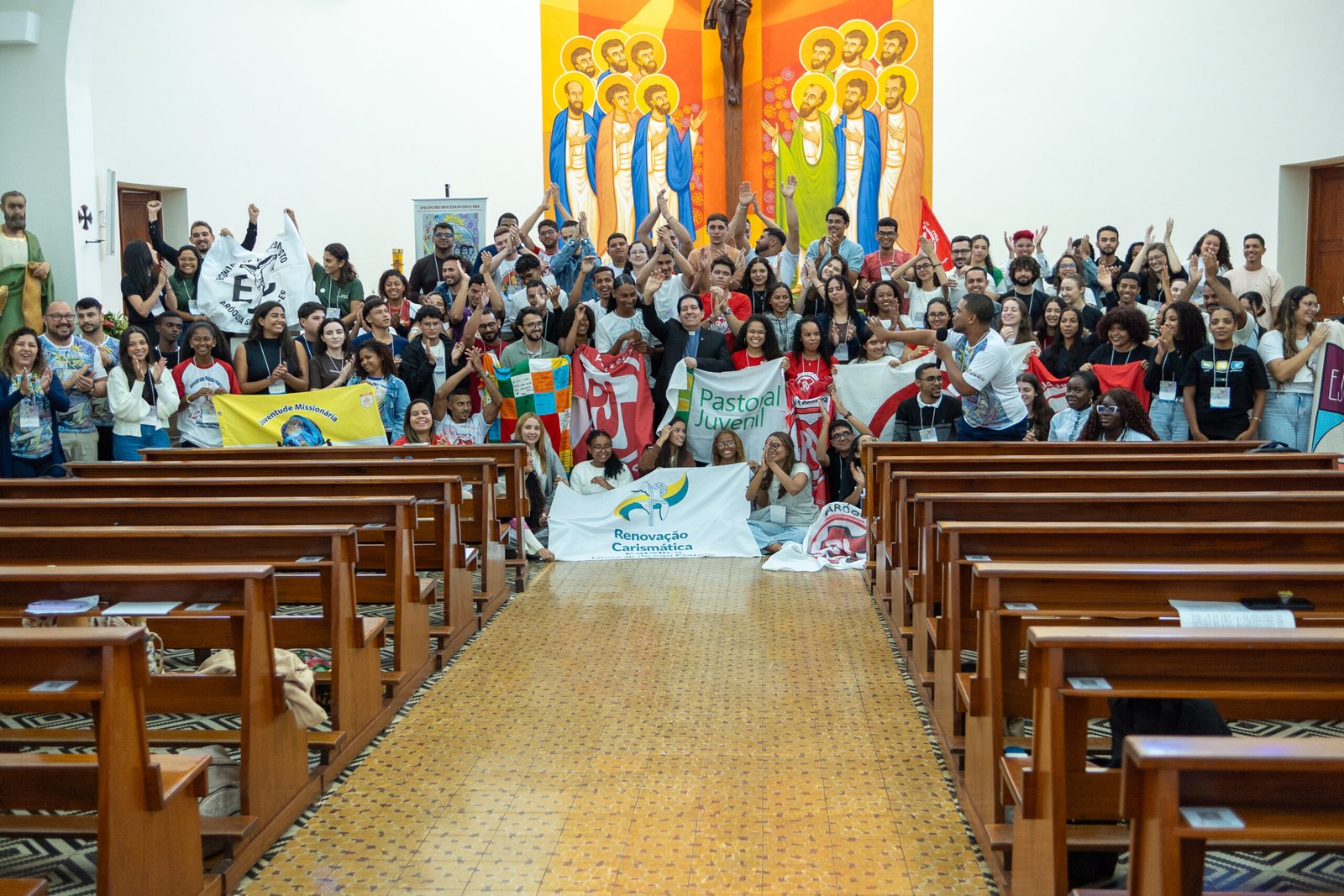 Dom Paulo Bosi Dal’Bó reforça o protagonismo juvenil na missão evangelizadora durante a missa de encerramento do encontro das CEBs