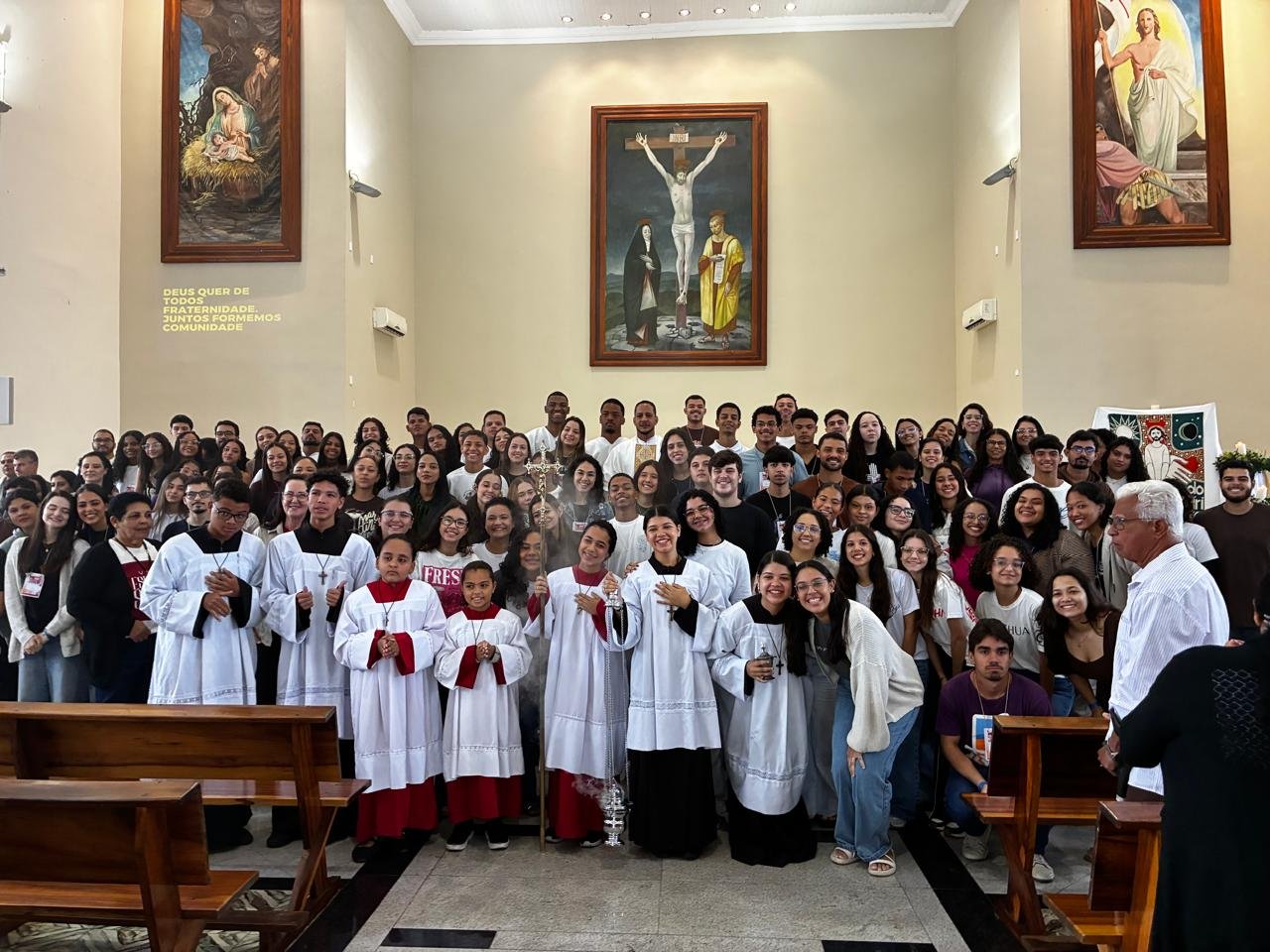 Jovens da Renovação Carismática participam de encontro formativo na Paróquia Nossa Senhora Aparecida