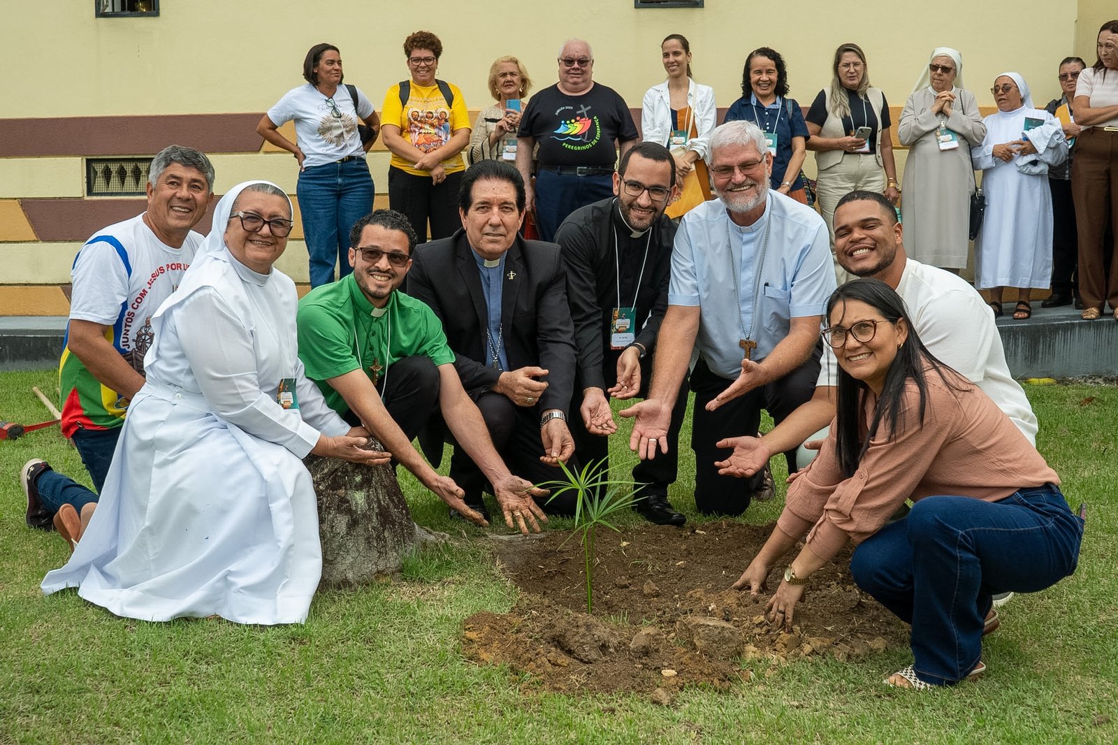 Plantio do buriti encerra 22ª Assembleia Diocesana e marca nova etapa missionária com Roraima