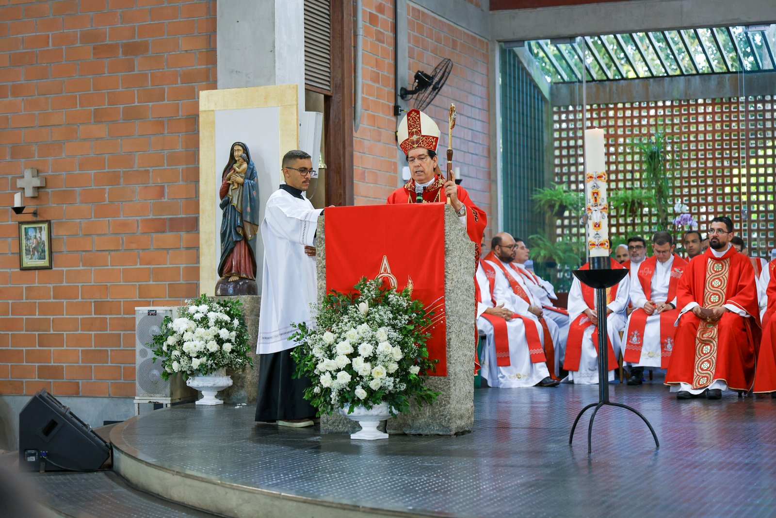 “Jesus acolhe, chama, transforma e envia”: Dom Paulo reflete sobre os caminhos da Diocese