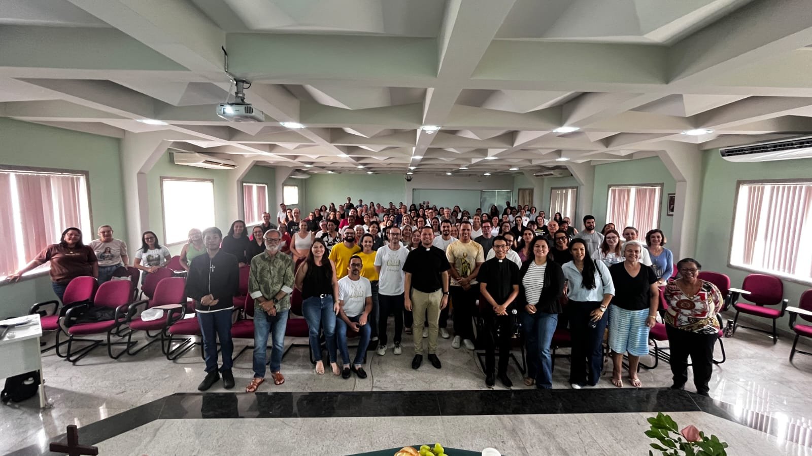 Comissão para a Liturgia da Diocese de São Mateus promove formação sobre Espaço Litúrgico-Celebrativo
